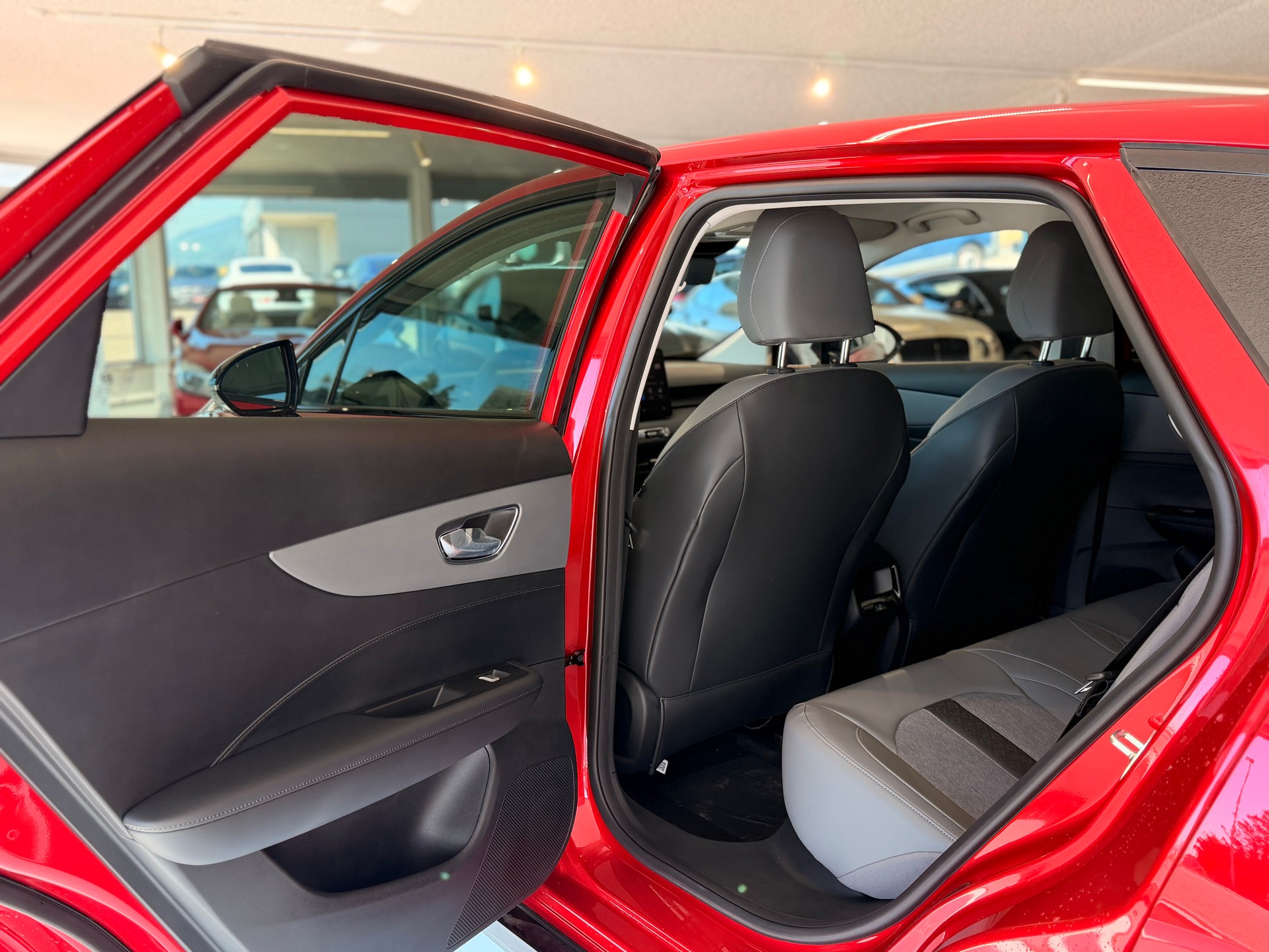 MG 4 EV 64kWh Premium-image-15