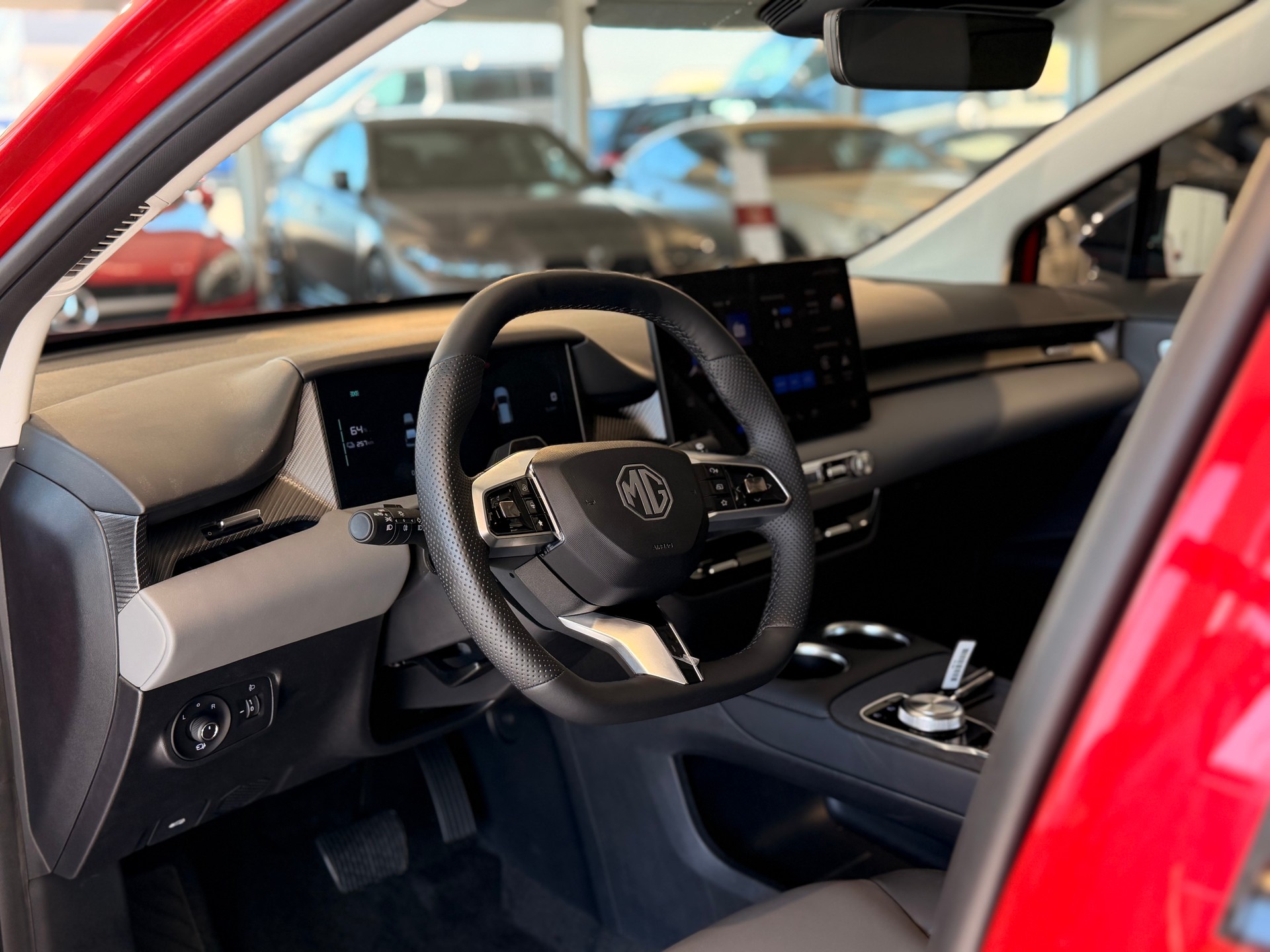 MG 4 EV 64kWh Premium-image-13