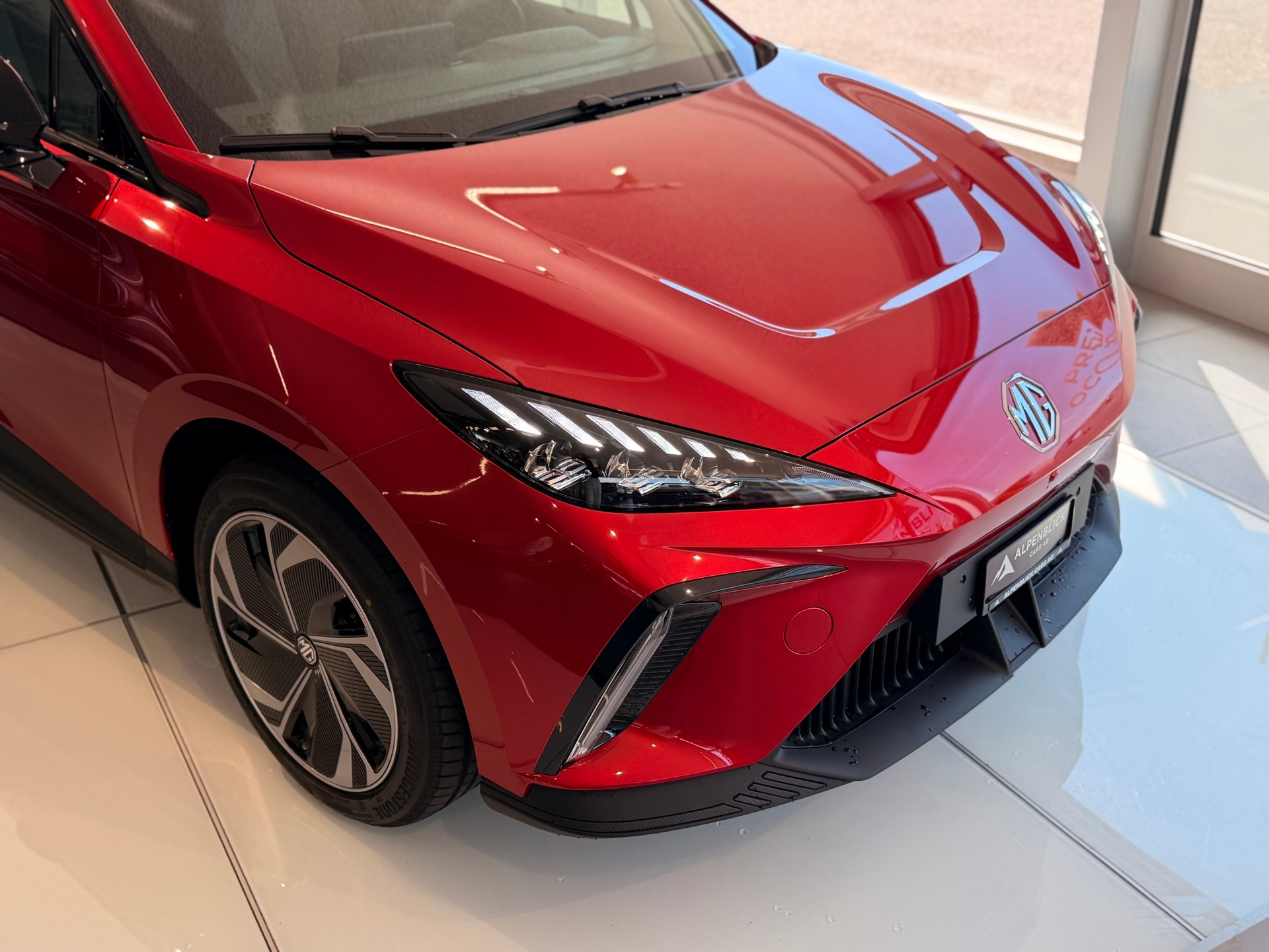 MG 4 EV 64kWh Premium-image-3