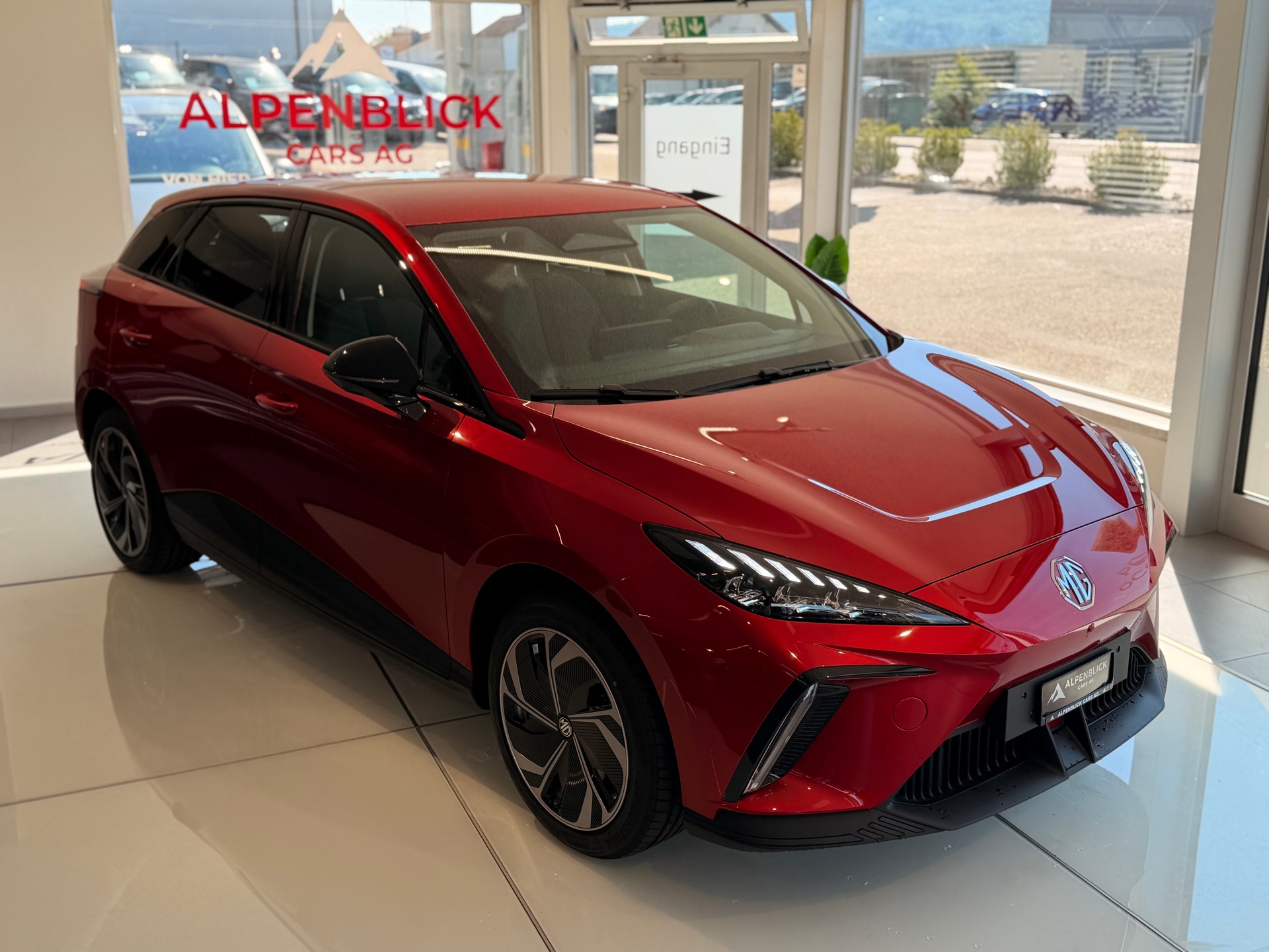 MG 4 EV 64kWh Premium-image-2