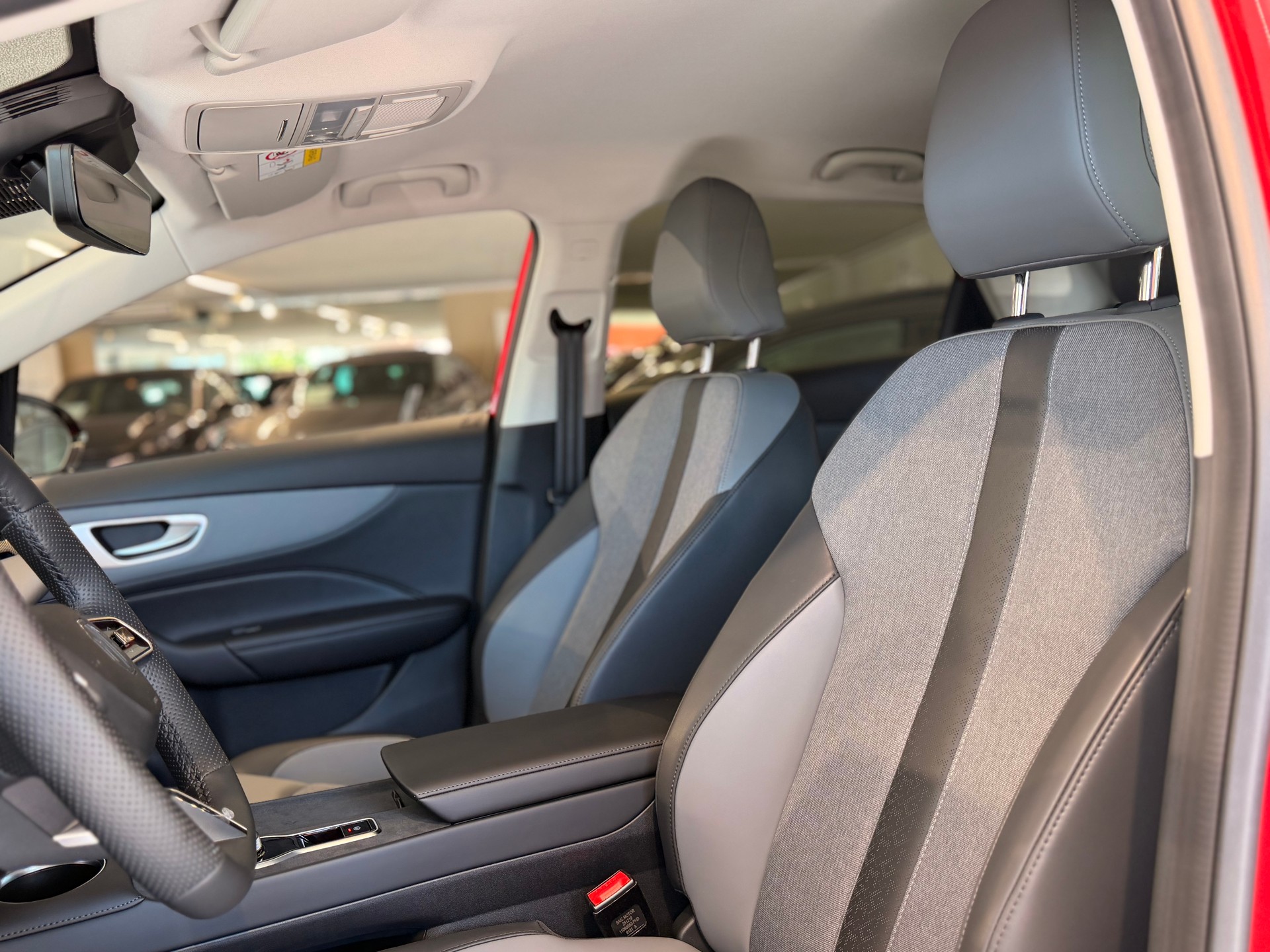 MG 4 EV 64kWh Premium-image-12