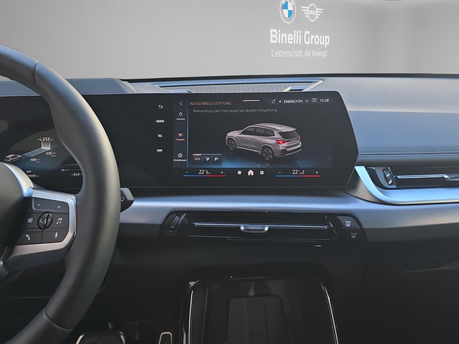 BMW iX1 30 xDrive M-Sport Paket-image-15