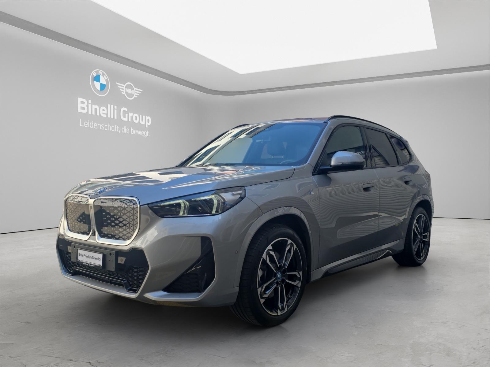 BMW iX1 30 xDrive M-Sport Paket-image-0