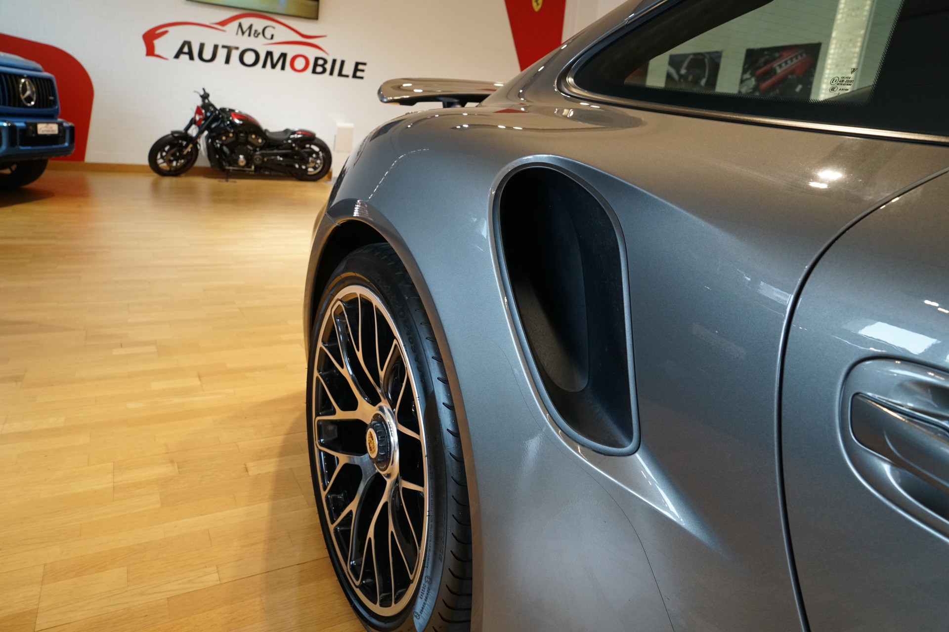 PORSCHE 911 Turbo S PDK Porsche Approved-image-10