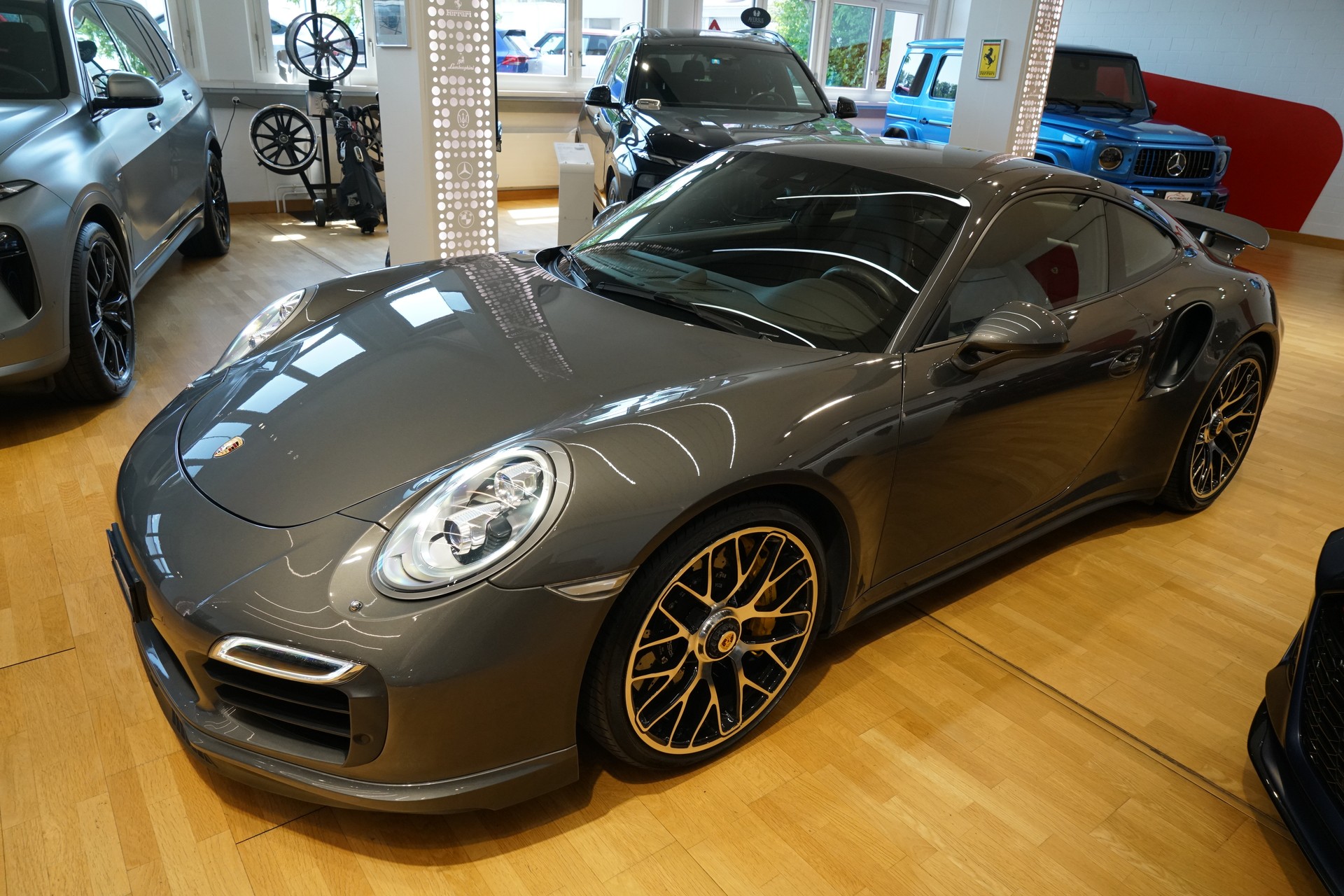 PORSCHE 911 Turbo S PDK Porsche Approved-image-12