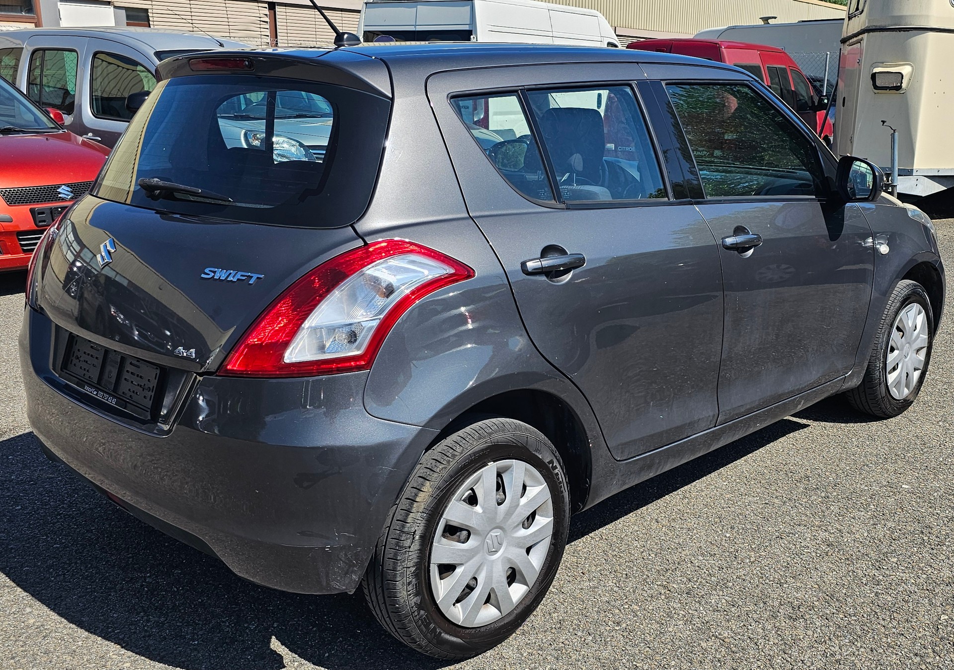 SUZUKI Swift 1.2i 16V GL 4x4-image-2