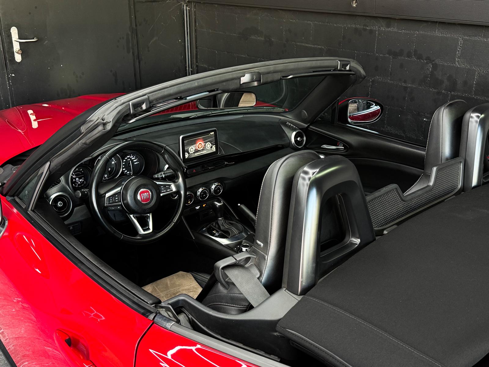 FIAT 124 Spider 1.4 TB Lusso Automatic-image-9