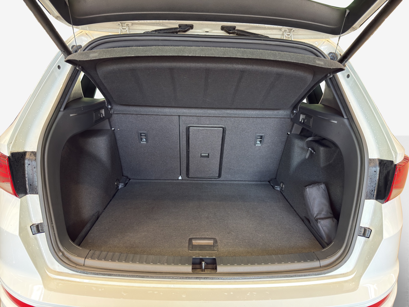 SEAT Ateca 2.0 TSI FR 4Drive DSG-image-12