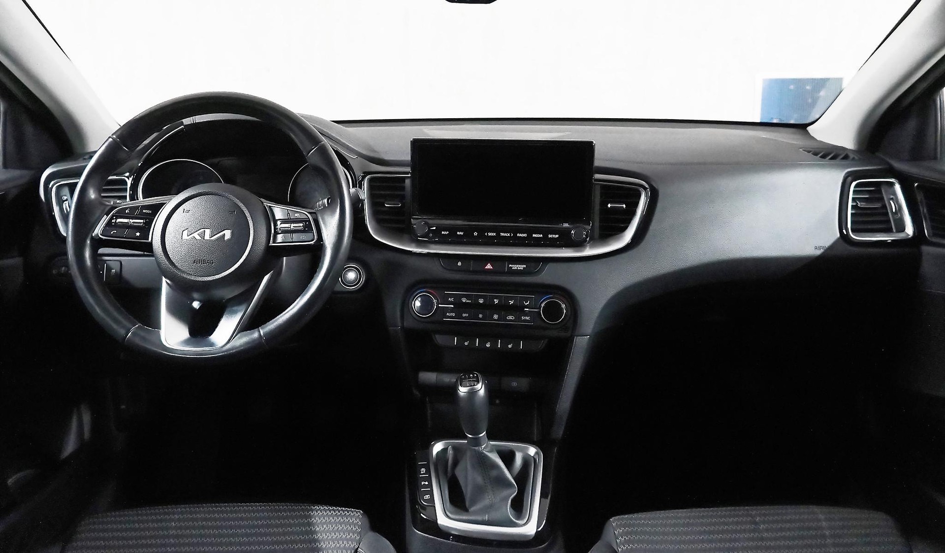 KIA Ceed SW 1.5 T-GDi Power-image-8