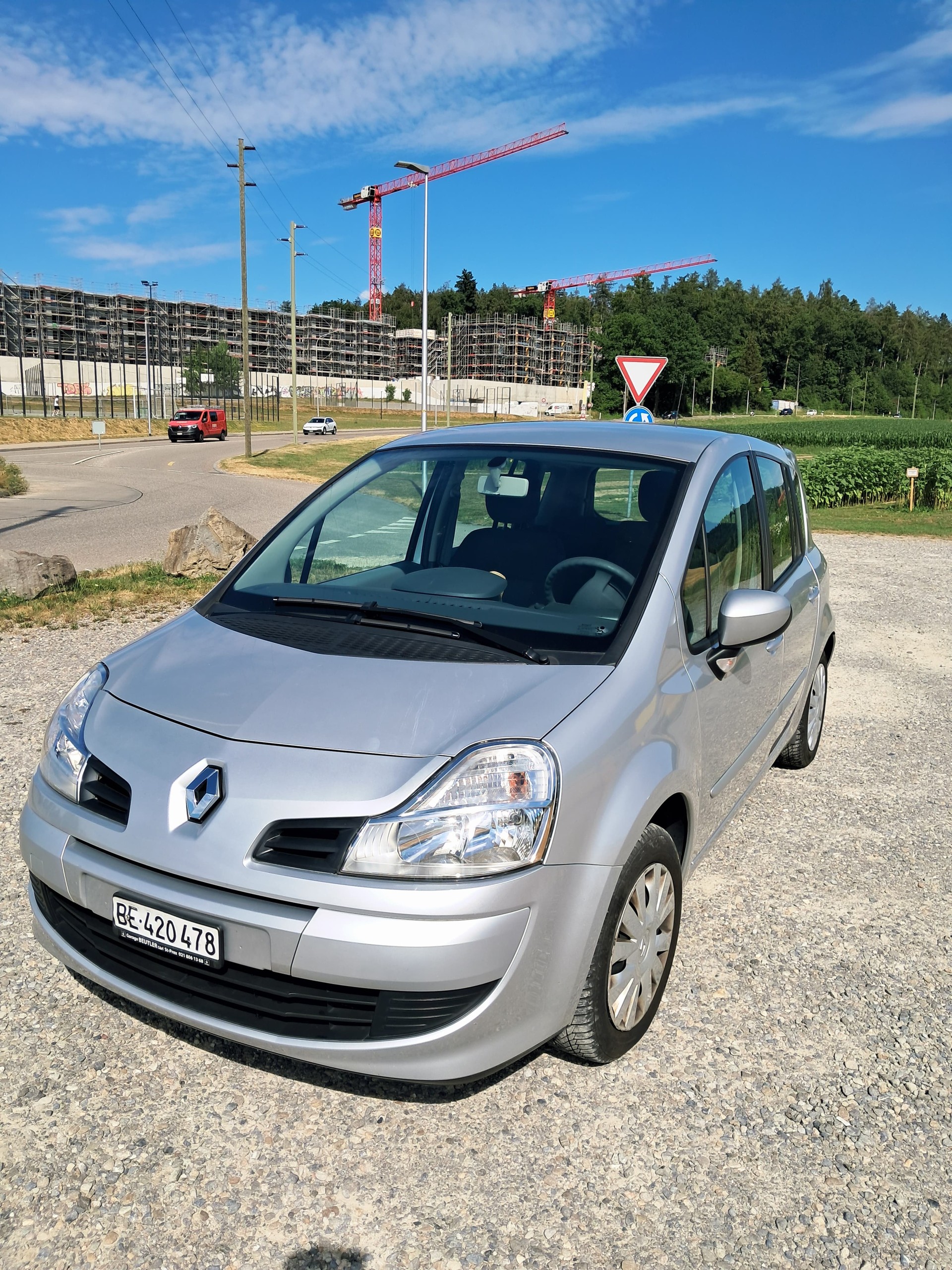 RENAULT 1.2 TCe 100 Night&Day-image-1