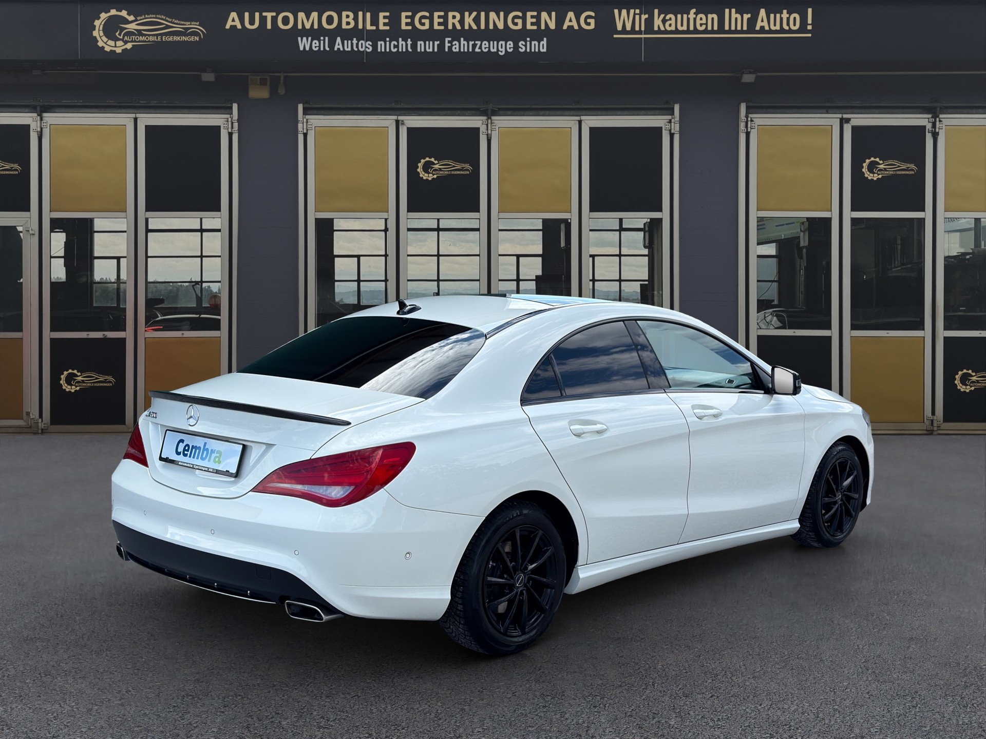 MERCEDES-BENZ CLA 200 Night Star-image-4
