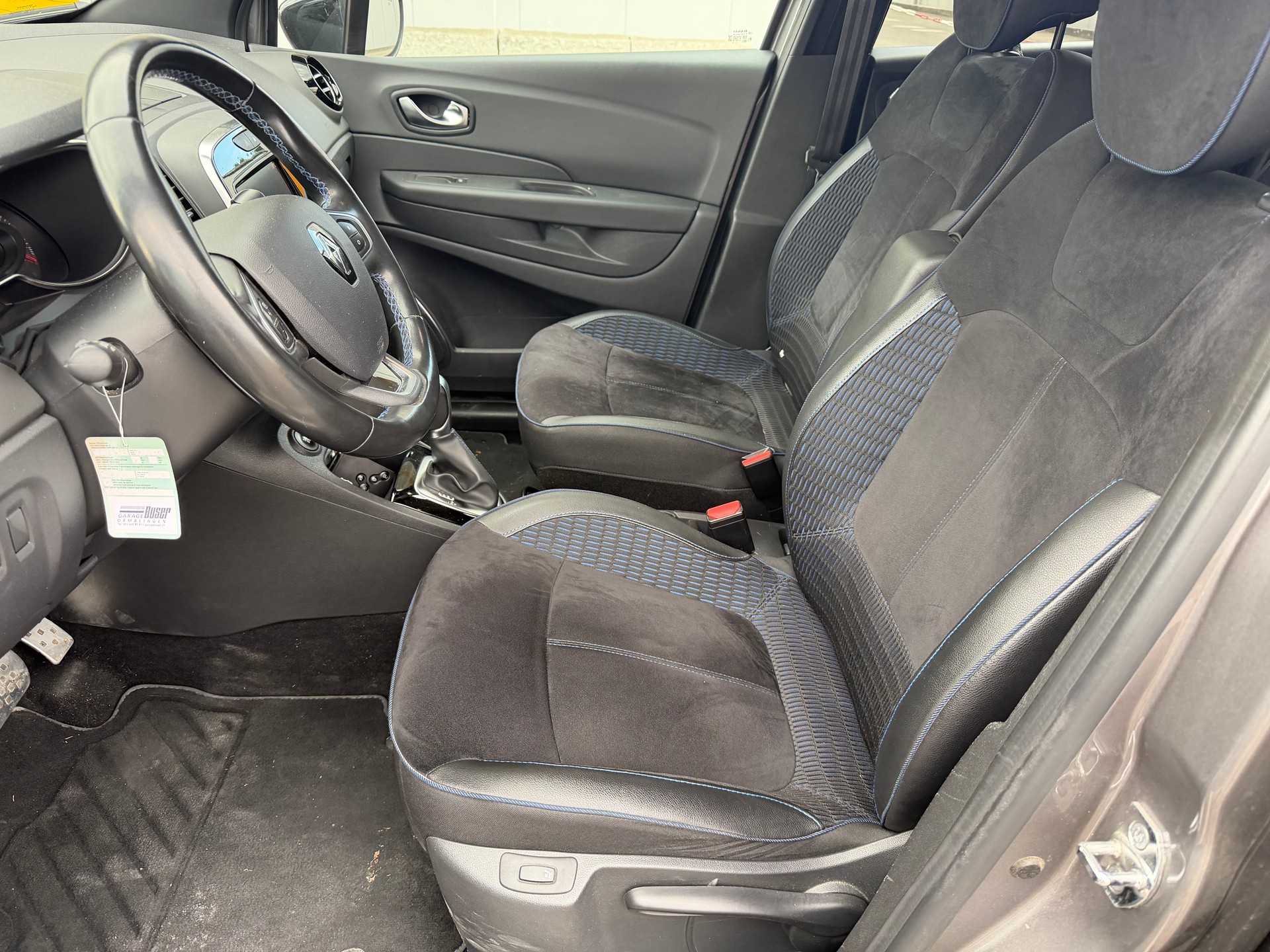 RENAULT Captur 1.3 T 16V S-Edition EDC-image-9