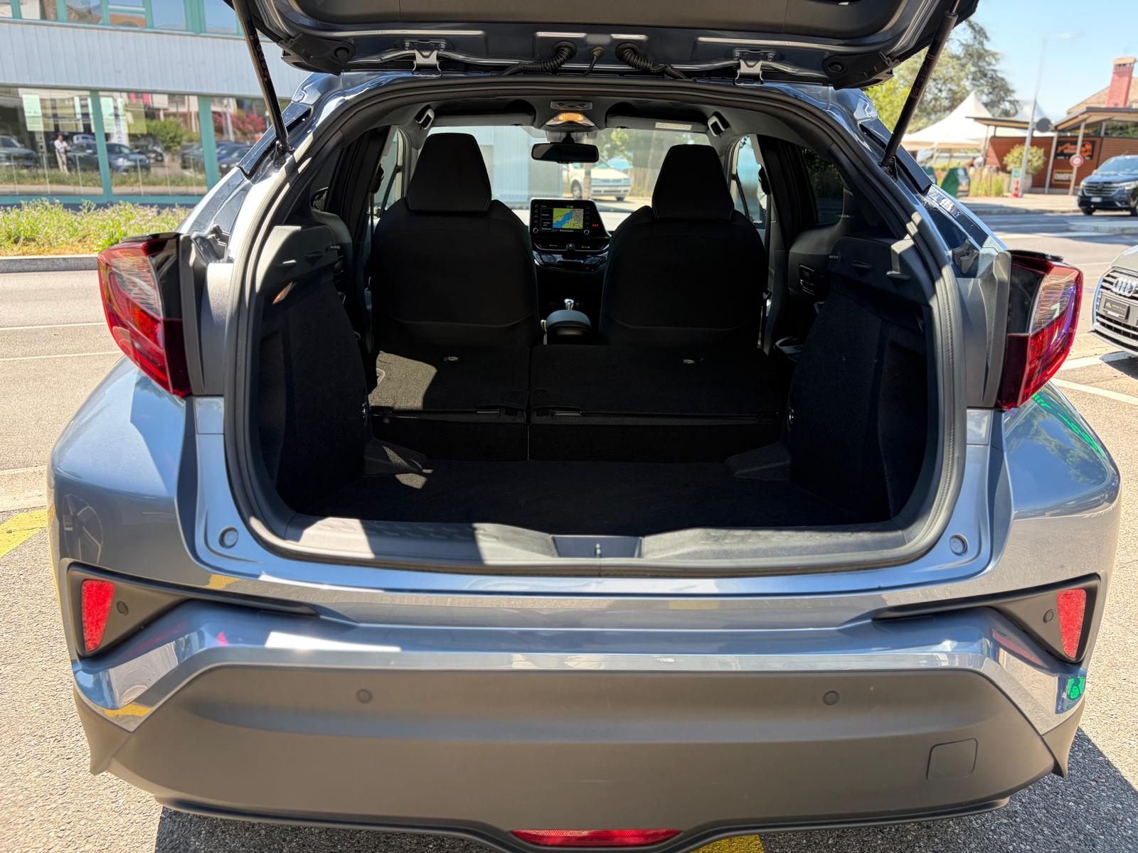 TOYOTA C-HR 1.8 HSD CVT Trend-image-11
