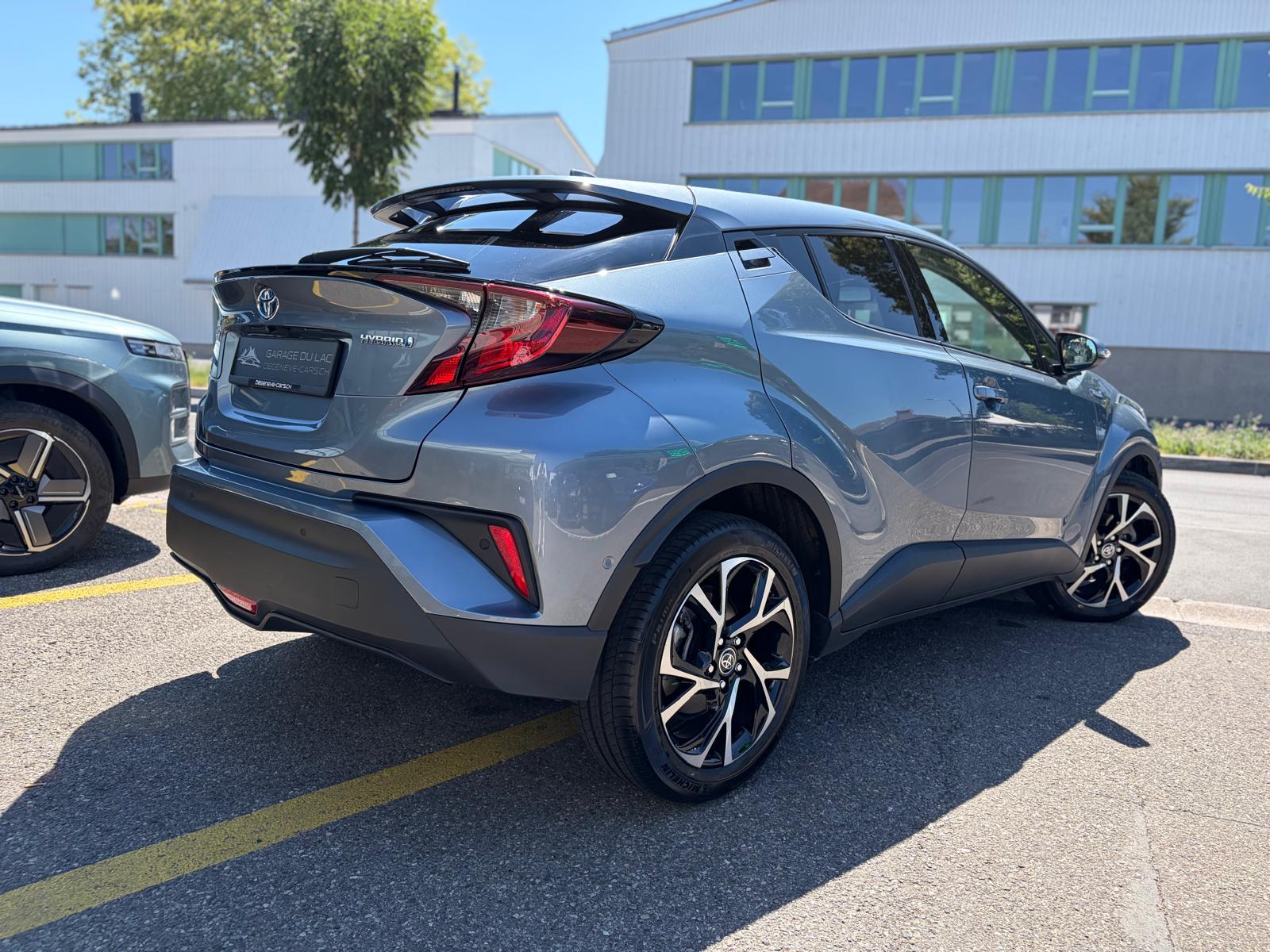 TOYOTA C-HR 1.8 HSD CVT Trend-image-3
