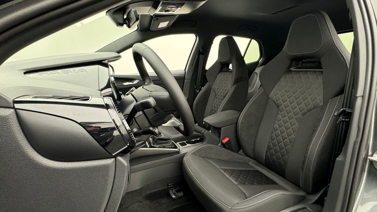 SKODA Fabia 1.5 TSI Monte Carlo DSG-image-4