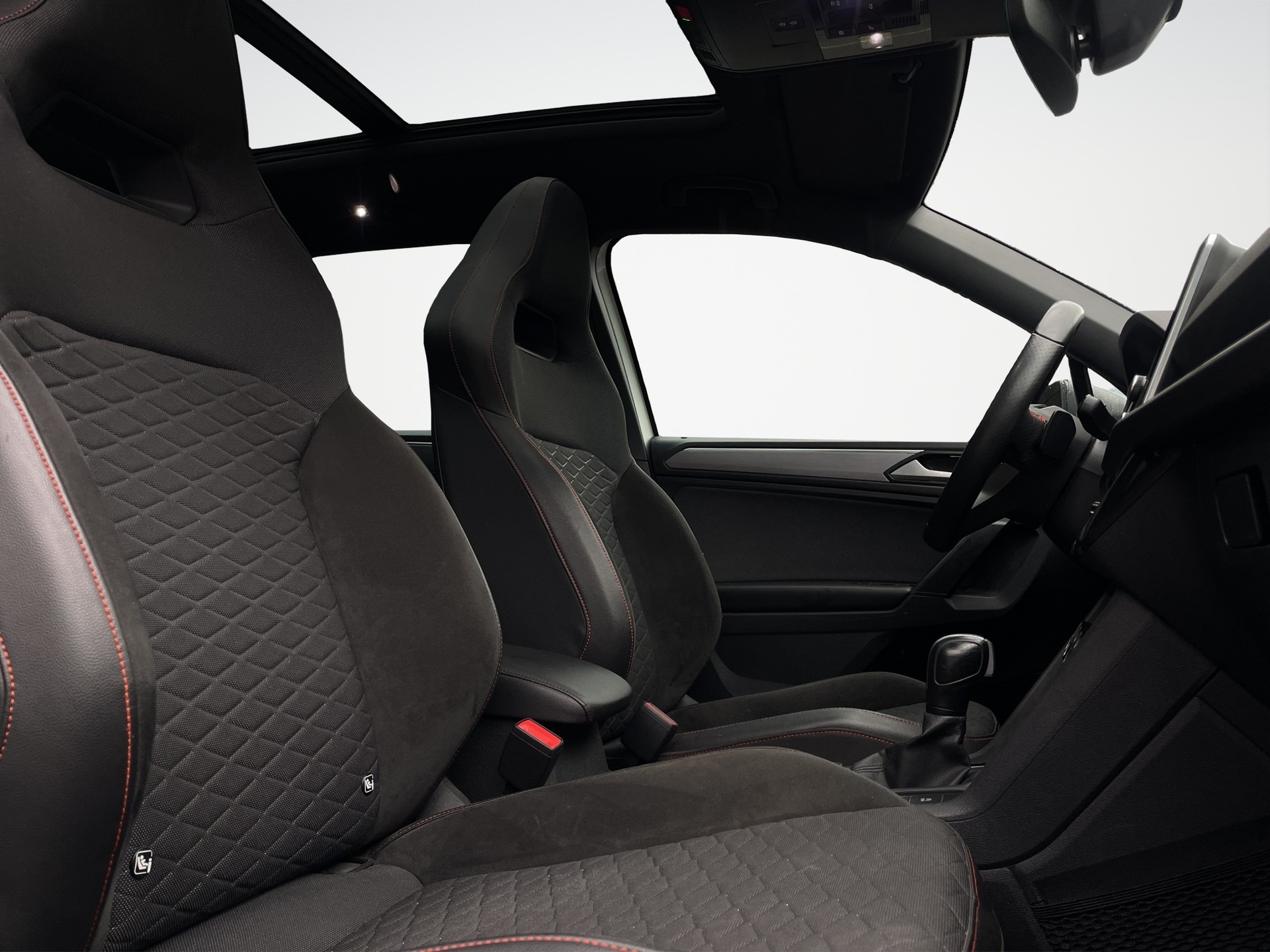 SEAT Tarraco 2.0 TSI 4Drive DSG Swiss FR-image-16