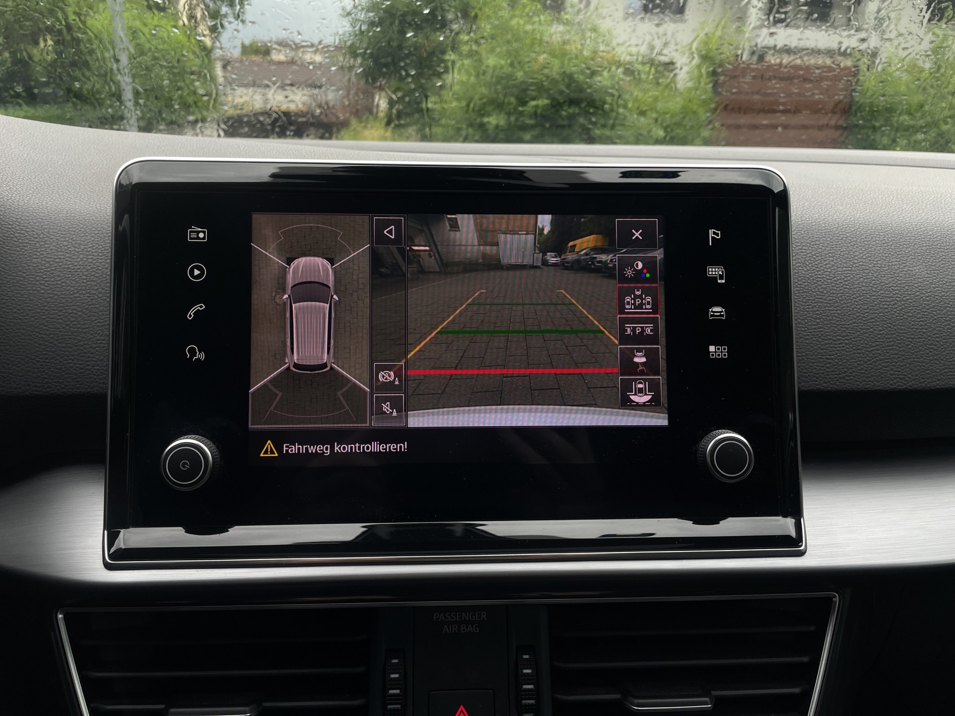 SEAT Tarraco 2.0 TSI 4Drive DSG Swiss FR-image-24