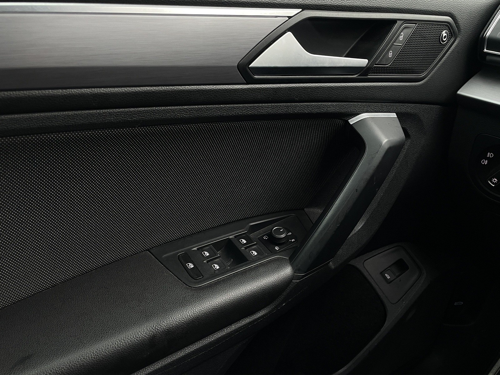 SEAT Tarraco 2.0 TSI 4Drive DSG Swiss FR-image-11
