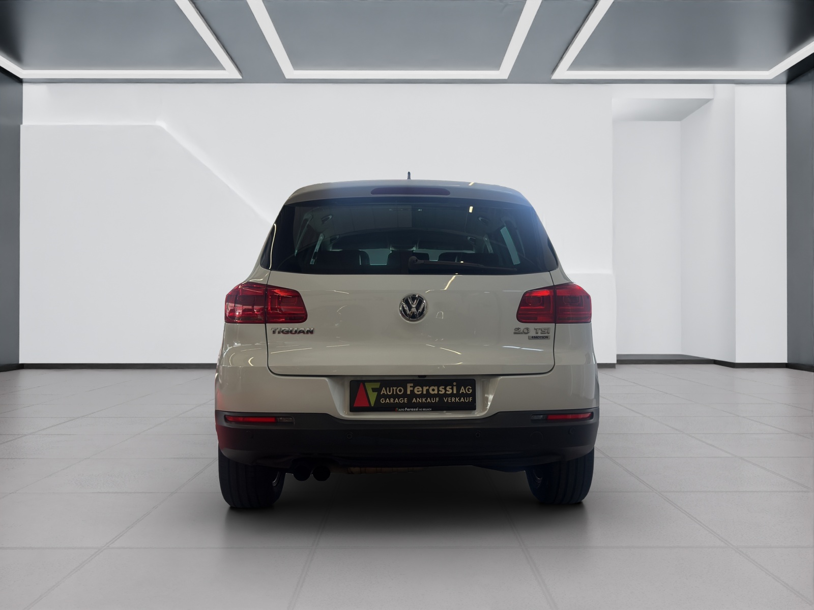 VW Tiguan 2.0 TSI Sport&Style 4Motion DSG-image-4