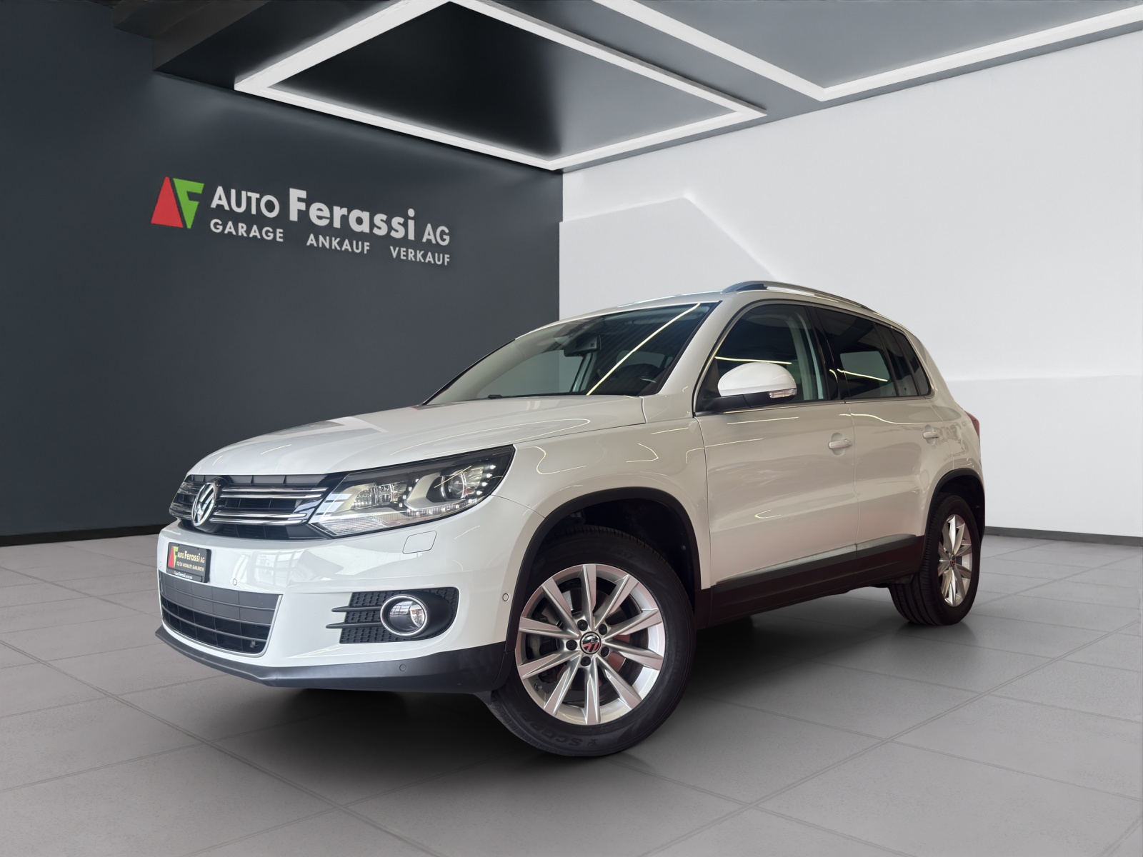 VW Tiguan 2.0 TSI Sport&Style 4Motion DSG-image-0