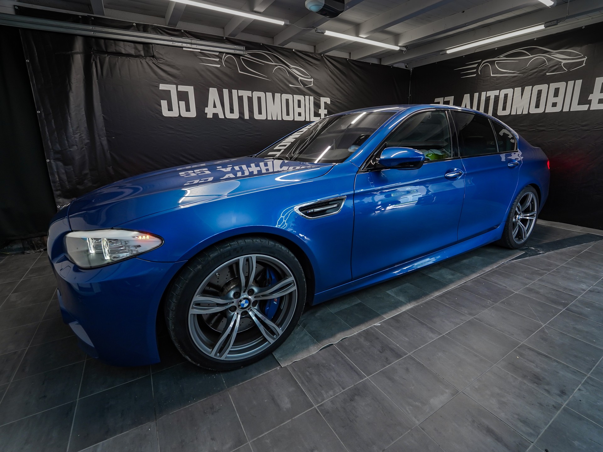 BMW M5 Drivelogic-image-4
