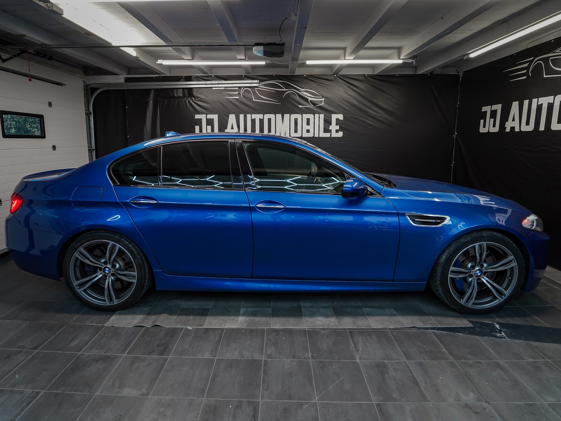 BMW M5 Drivelogic-image-5
