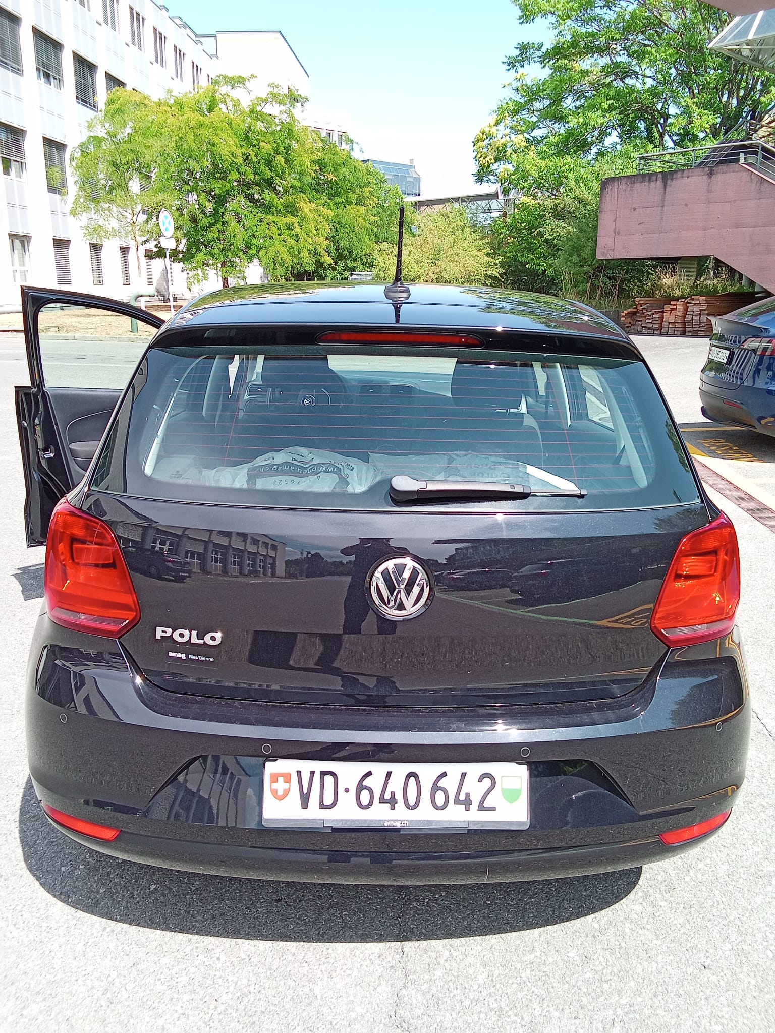 VW 1.0 MPI 75 BlueMT Value-image-2