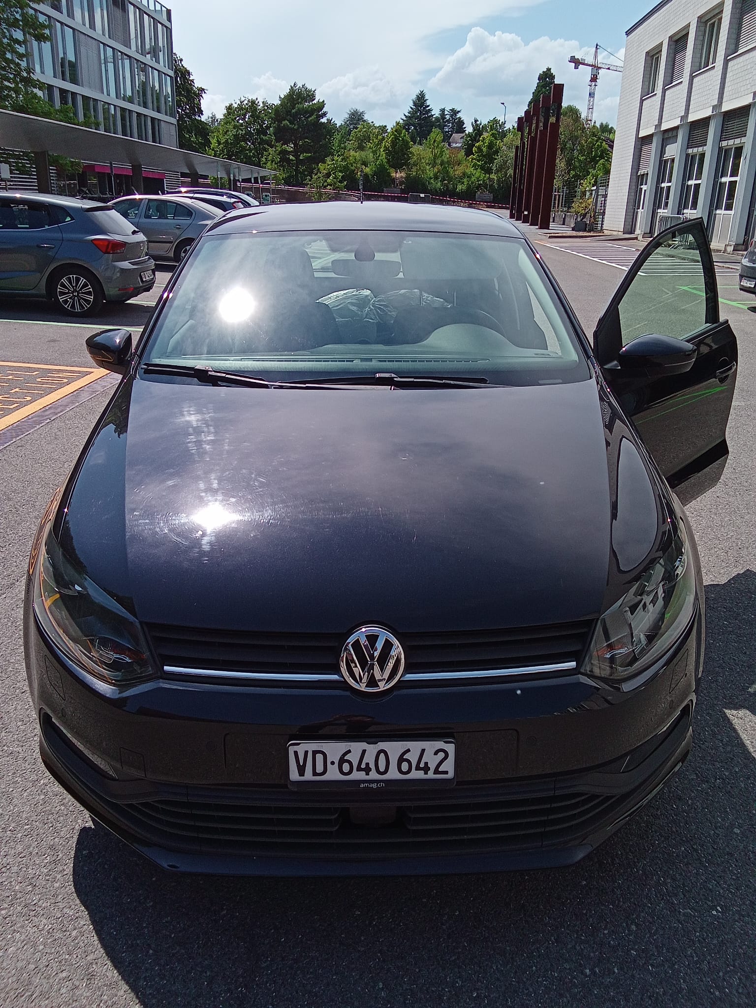 VW 1.0 MPI 75 BlueMT Value-image-0