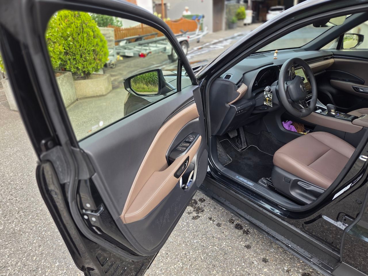 LEXUS 1.5 Hybrid Elegant-image-8
