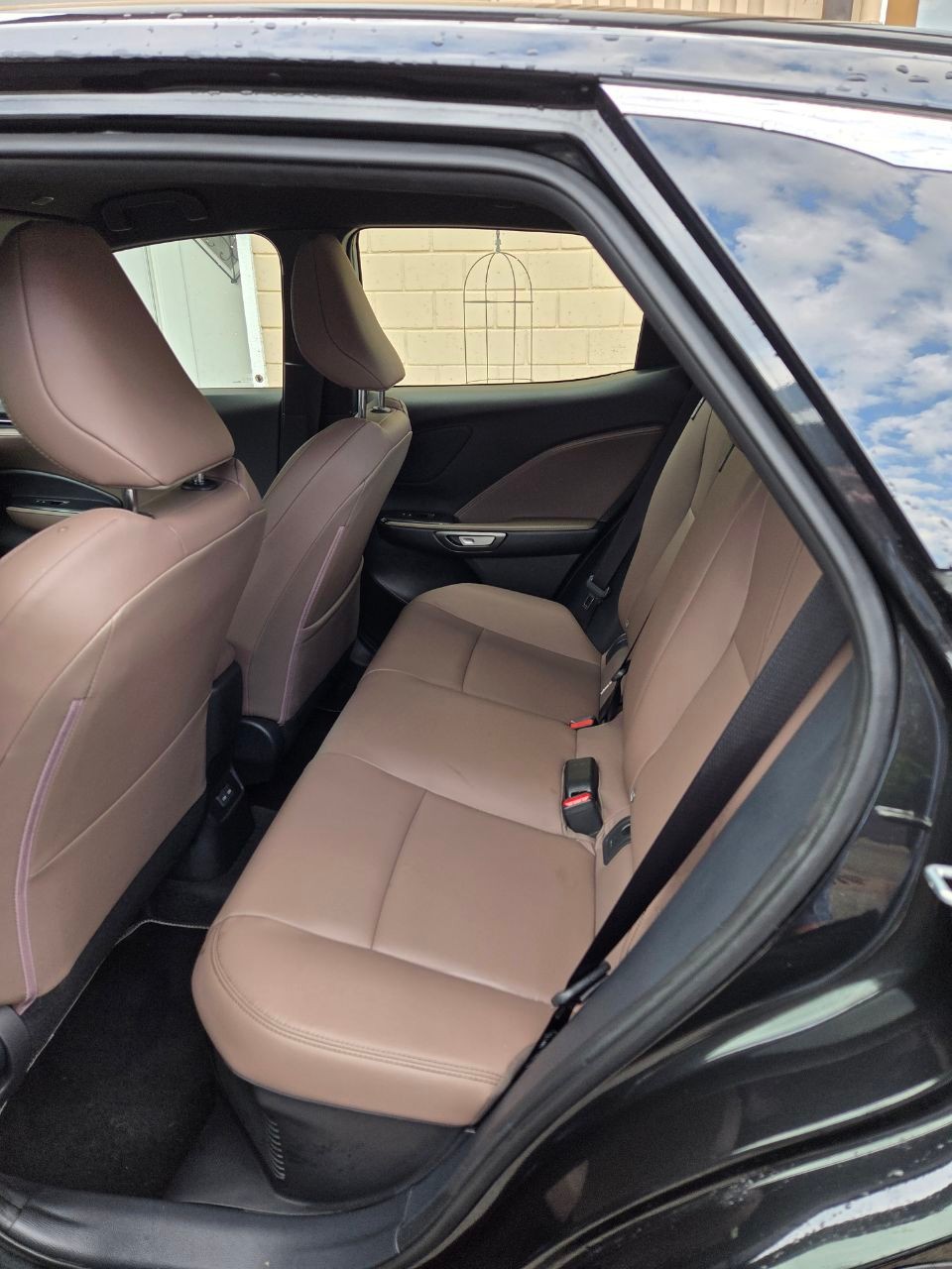 LEXUS 1.5 Hybrid Elegant-image-9