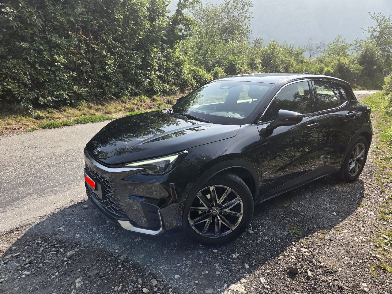 LEXUS 1.5 Hybrid Elegant
