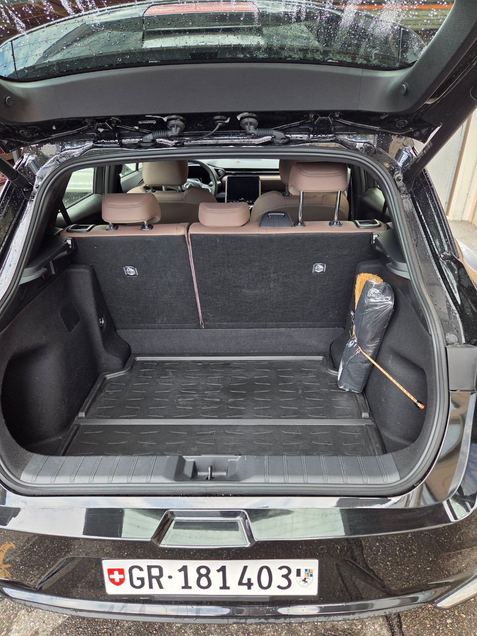 LEXUS 1.5 Hybrid Elegant-image-5