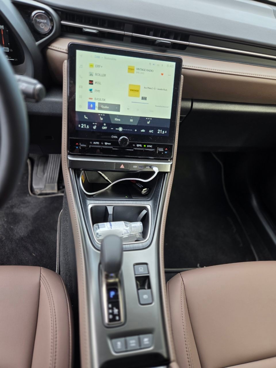 LEXUS 1.5 Hybrid Elegant-image-14
