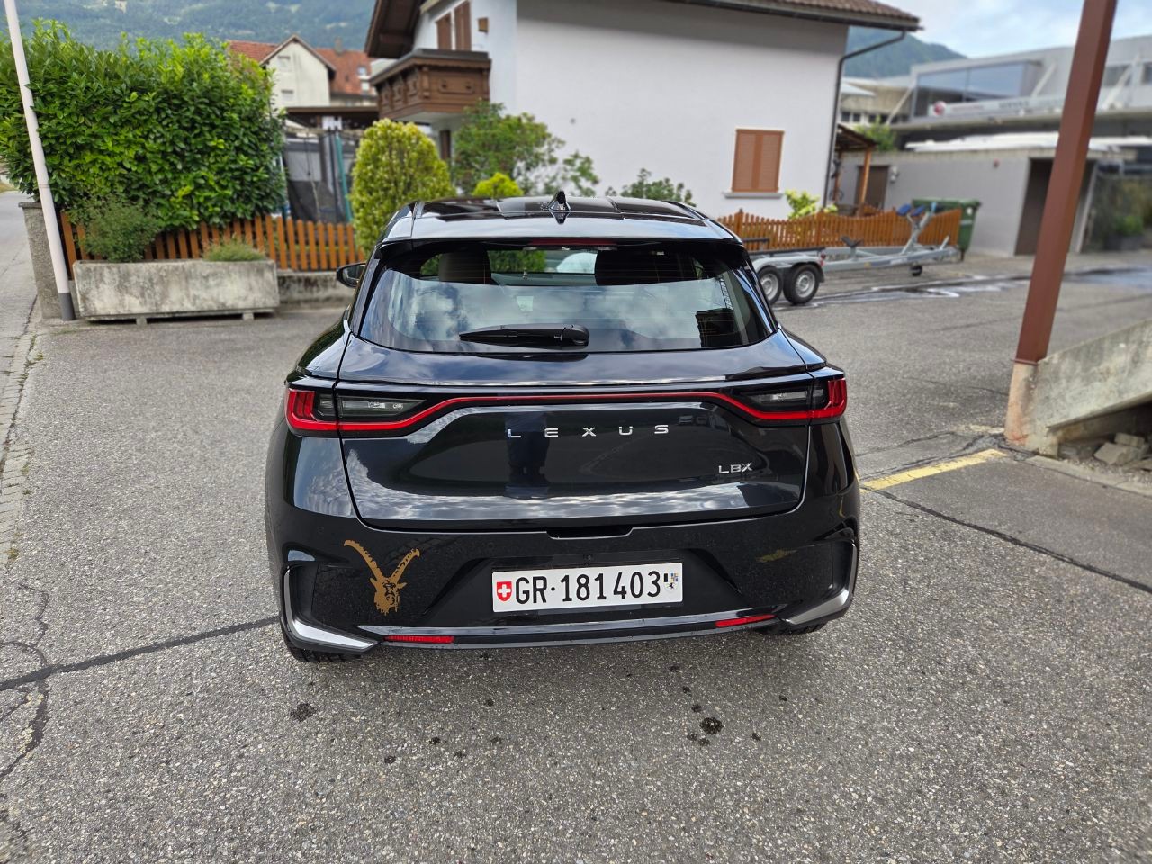 LEXUS 1.5 Hybrid Elegant-image-4