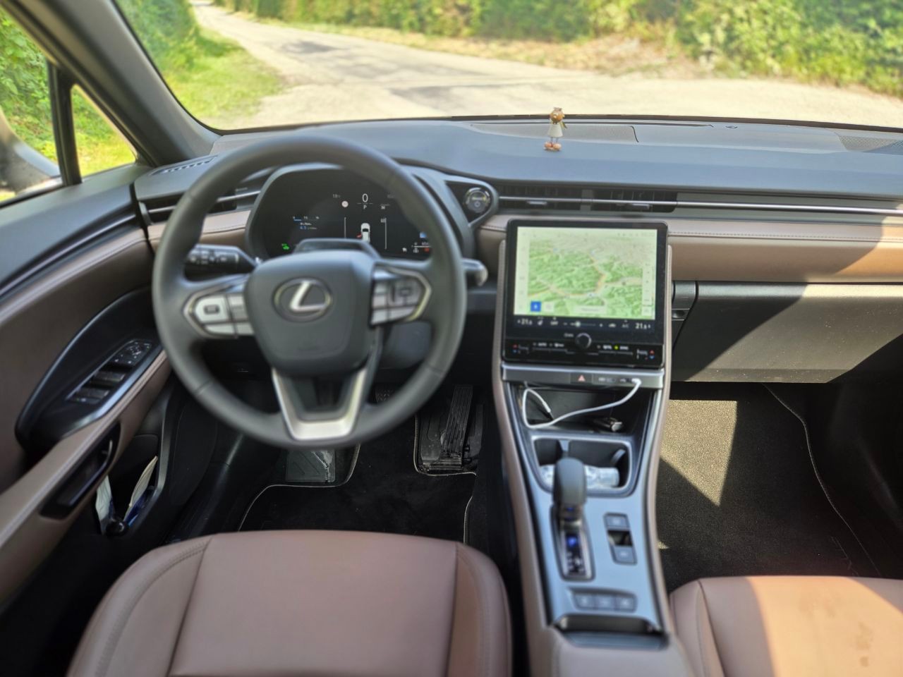 LEXUS 1.5 Hybrid Elegant-image-4