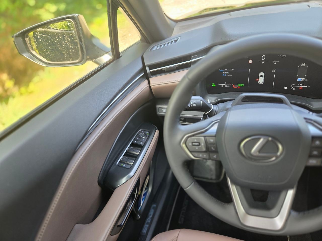 LEXUS 1.5 Hybrid Elegant-image-7