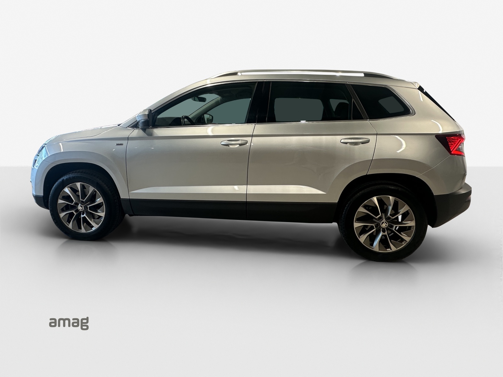 SKODA Karoq 2.0 TDI CR Clever 4x4 DSG-image-1