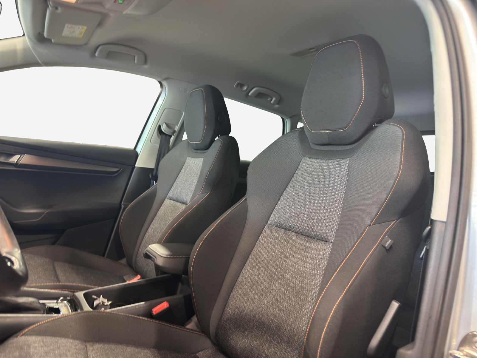 SKODA Karoq 2.0 TDI CR Clever 4x4 DSG-image-15