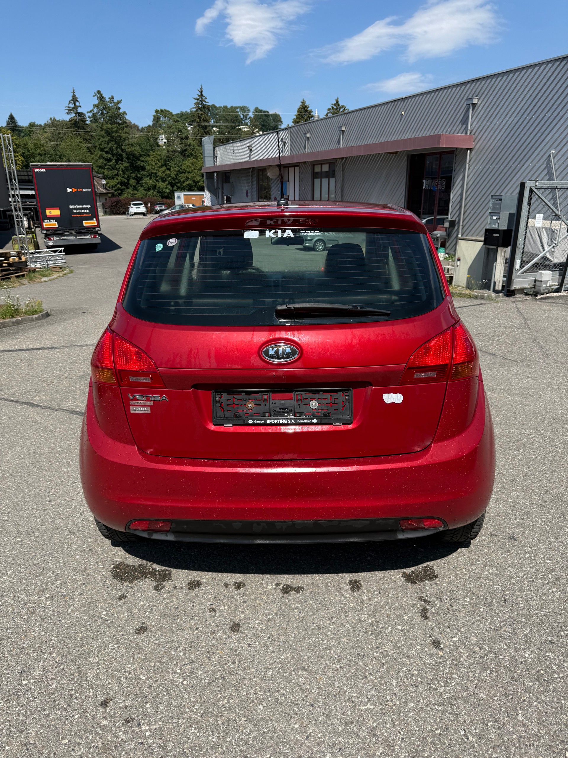 KIA Venga 1.6 CVVT Trend Automatic-image-4