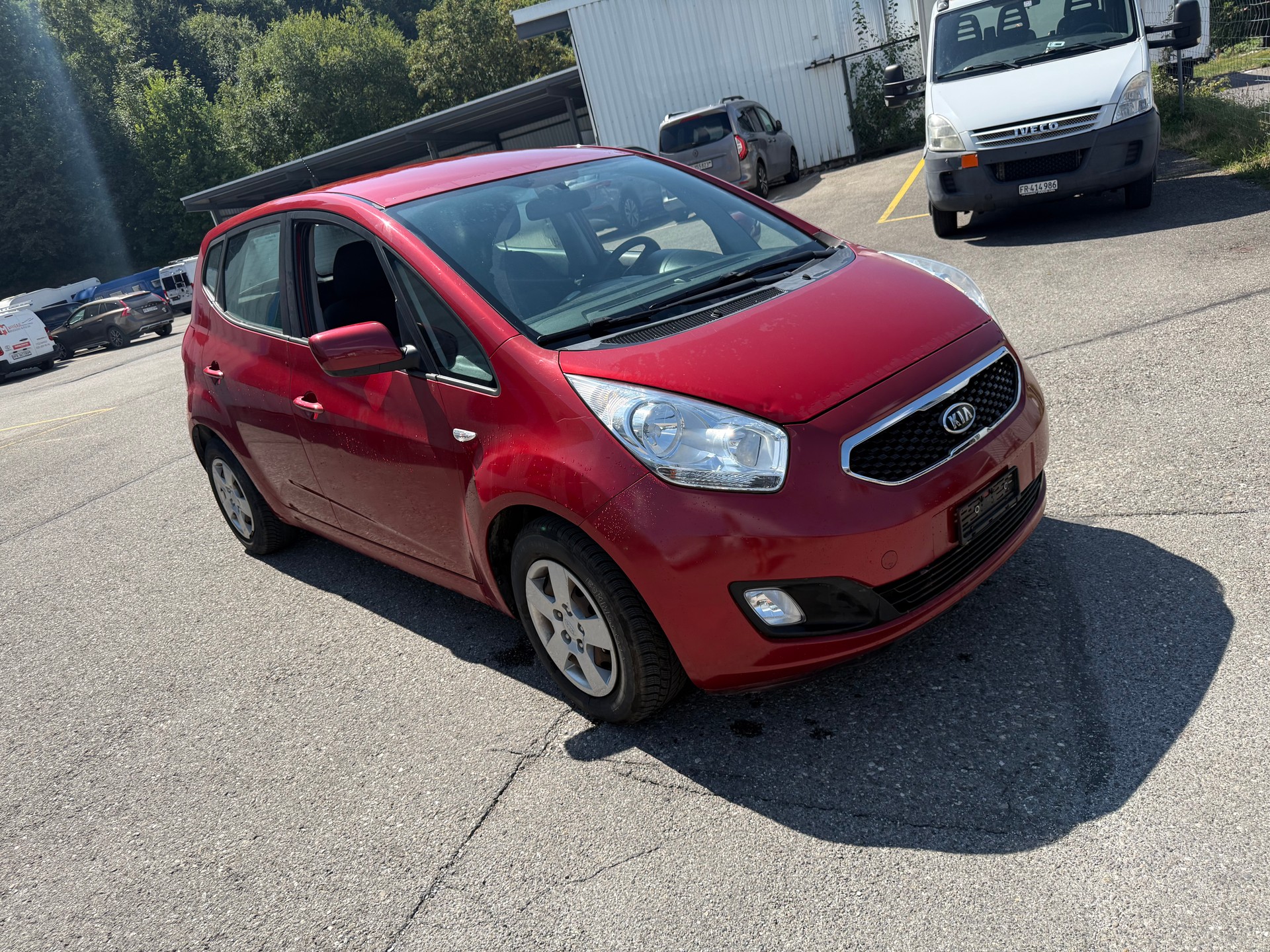 KIA Venga 1.6 CVVT Trend Automatic-image-2