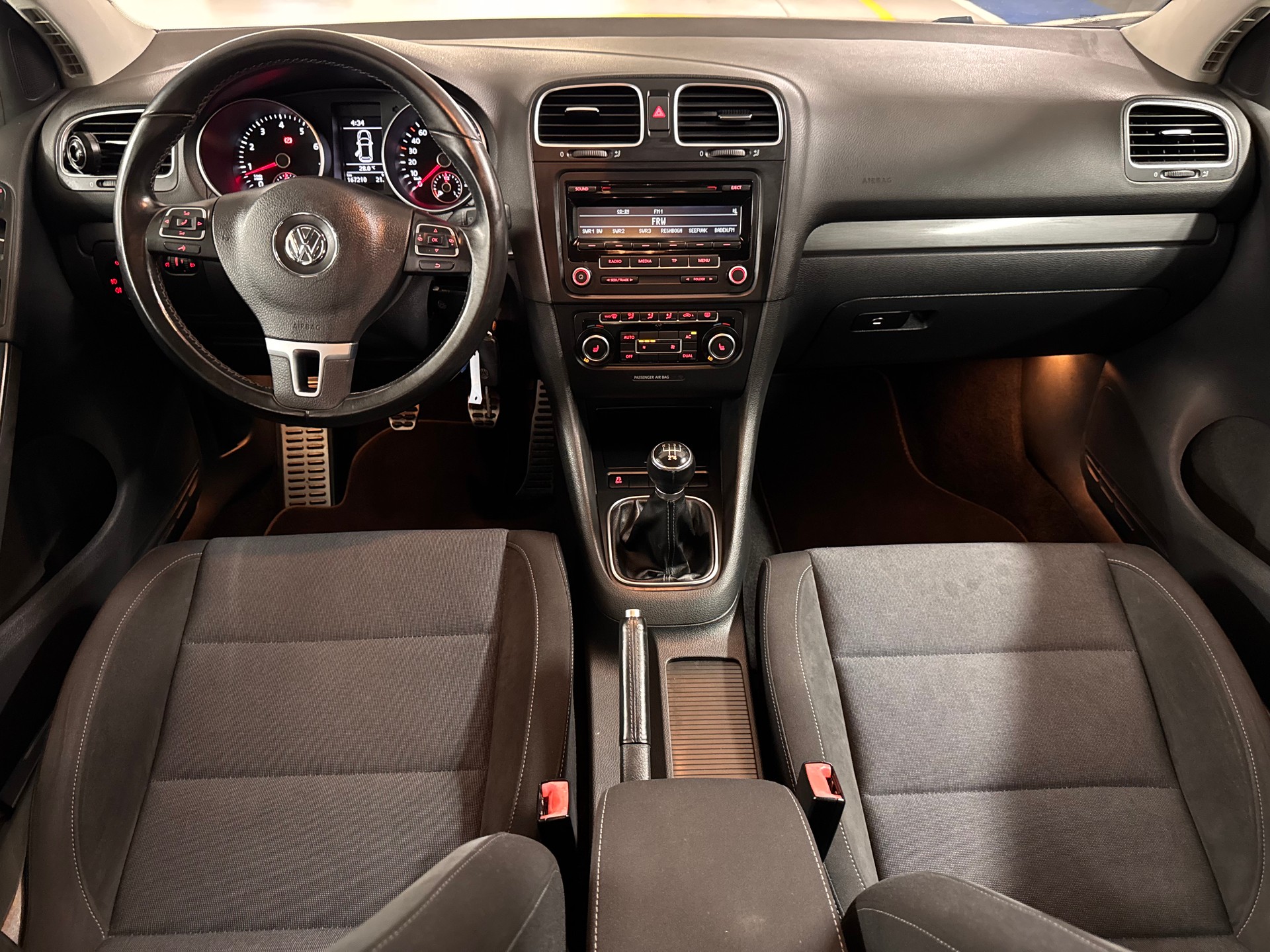 VW Golf 1.4 Trendline-image-11