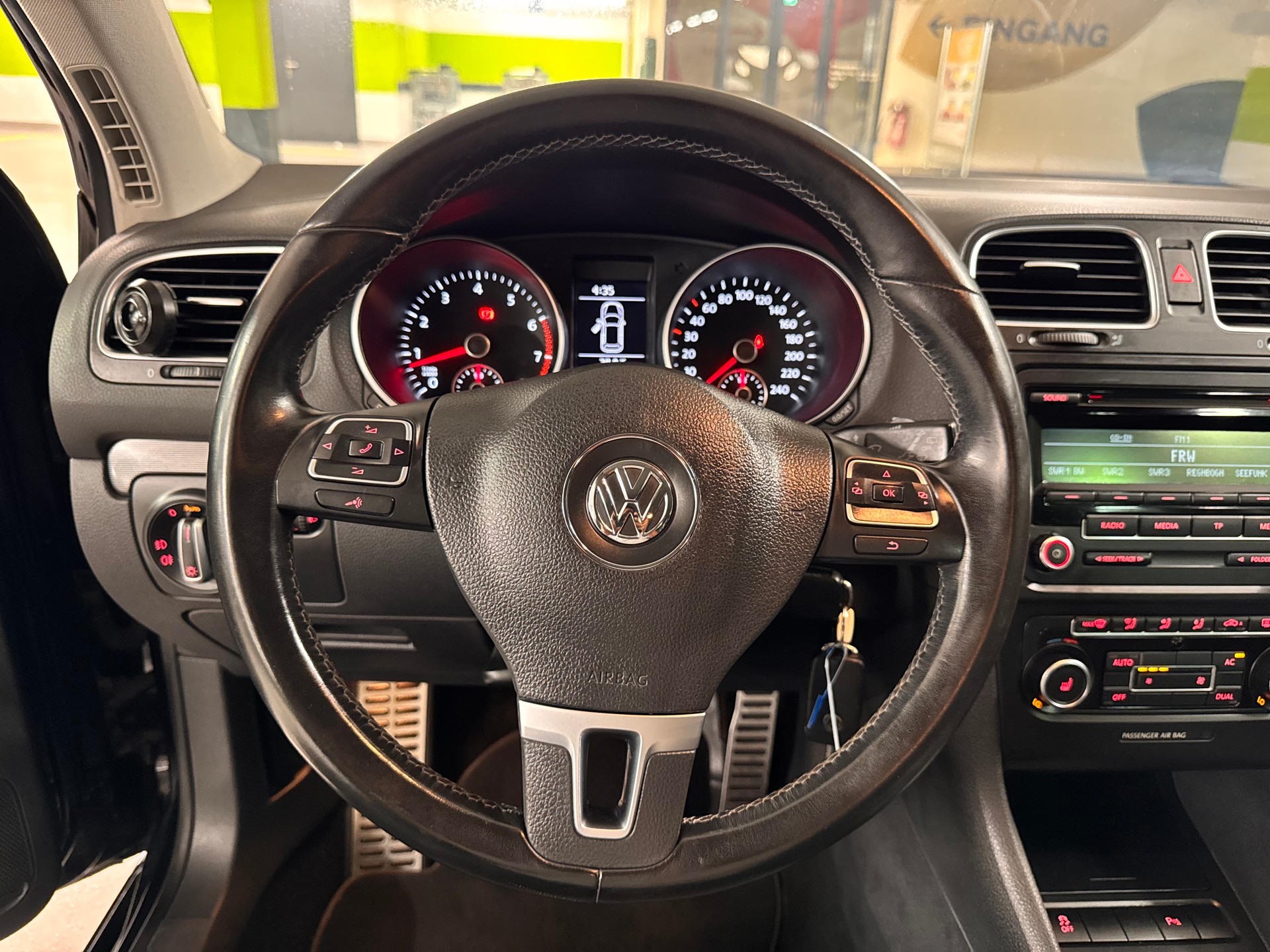 VW Golf 1.4 Trendline-image-12
