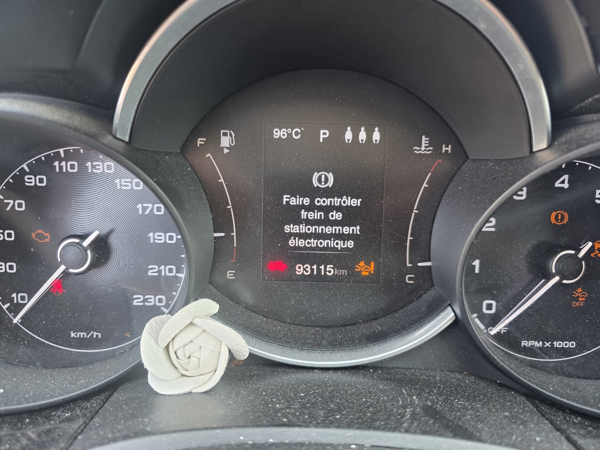 FIAT 500X 1.3 TBGSE City Cross moteur hors service-image-7