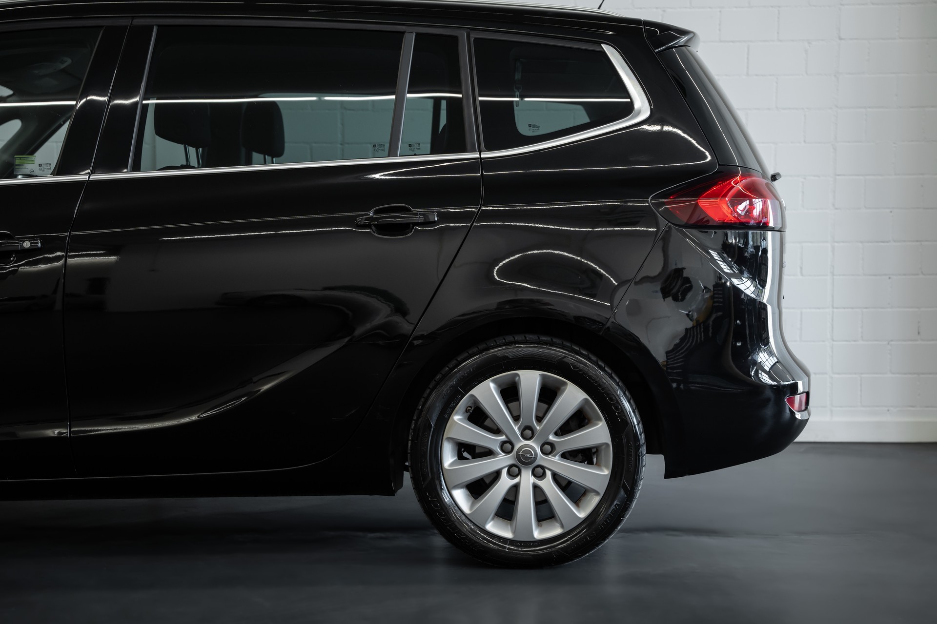 OPEL Zafira 1.4i 16V Turbo Excellence Automatic * 7-Plätzer *-image-14