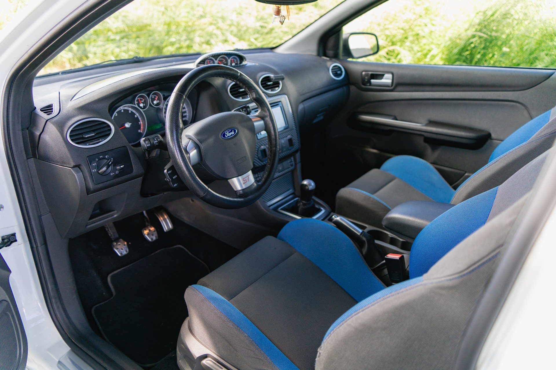 FORD 2.5i 20V ST-image-4