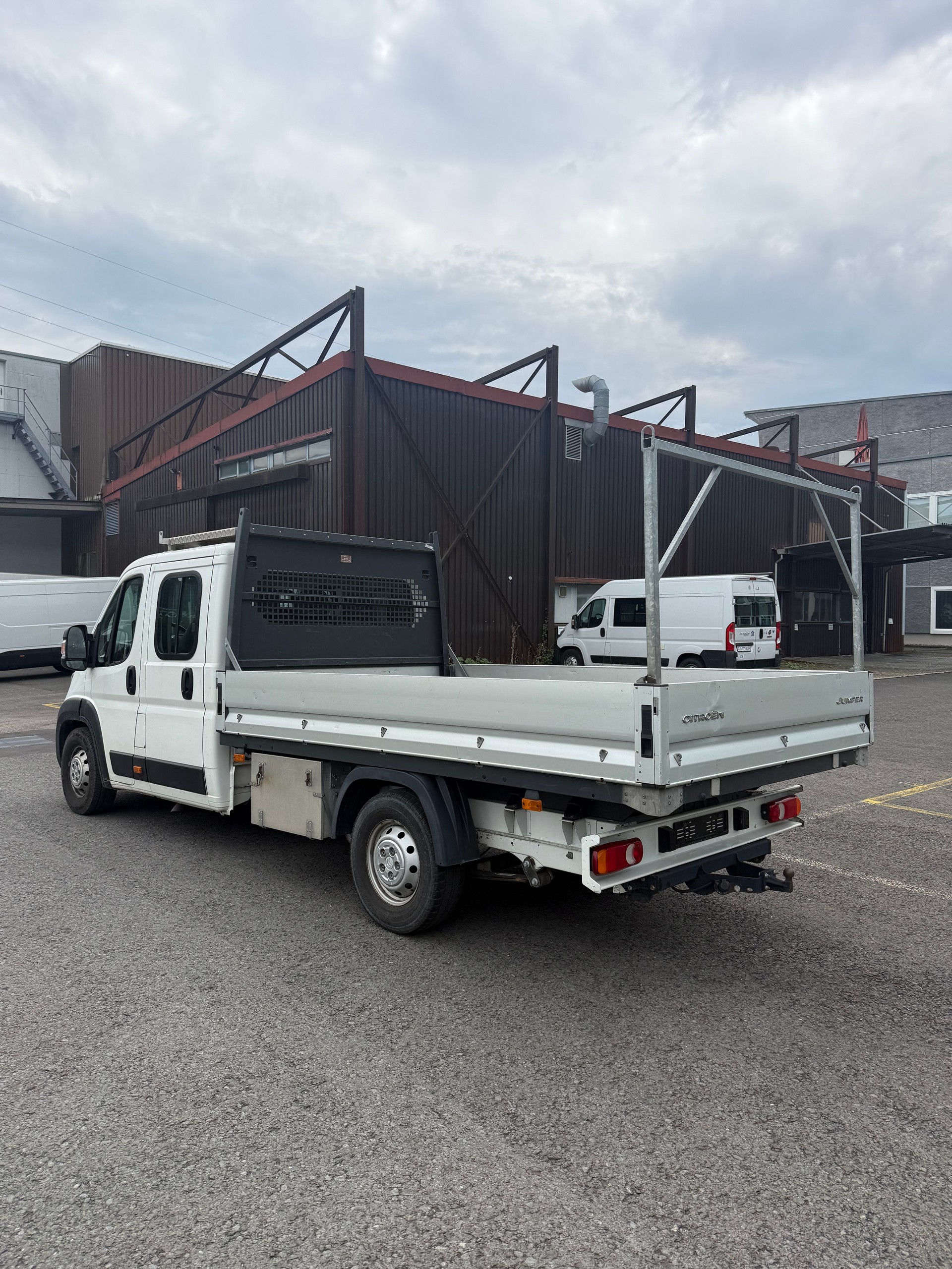 CITROEN Jumper 35+ 2.0 BlueHDi 160 Attraction L4-image-3