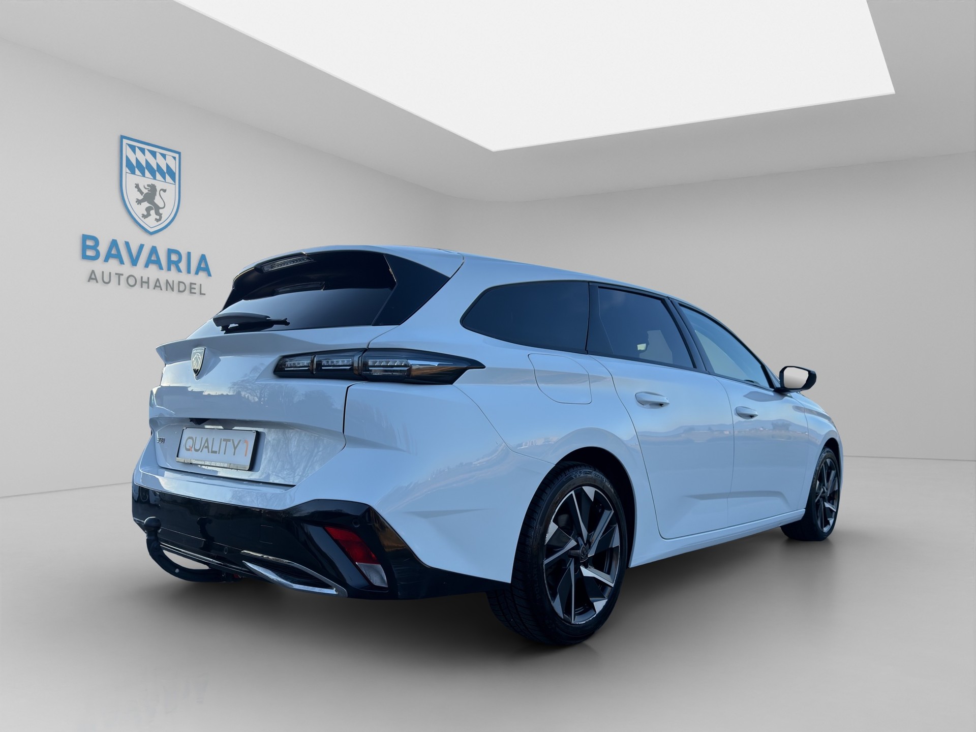 PEUGEOT 308 SW 1.5 BlueHDI Allure Pack EAT8-image-4