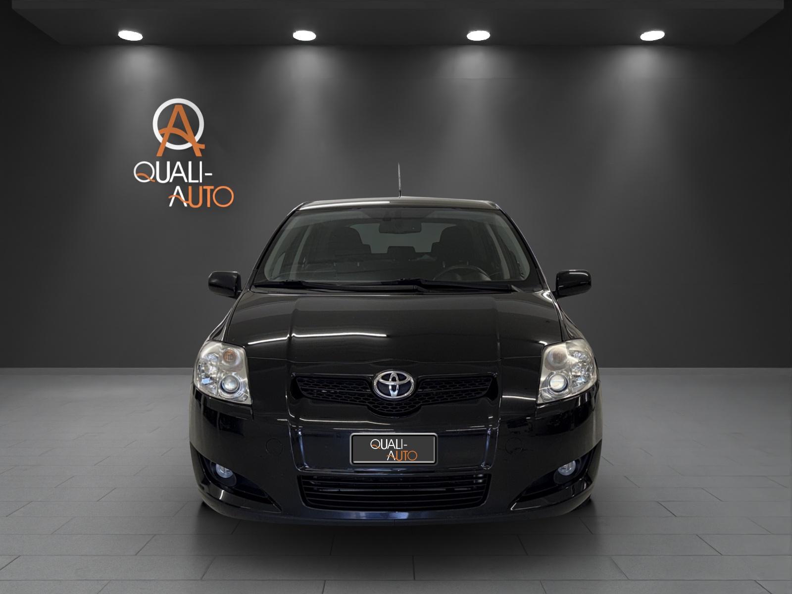 TOYOTA Auris 1.6 Style-image-1