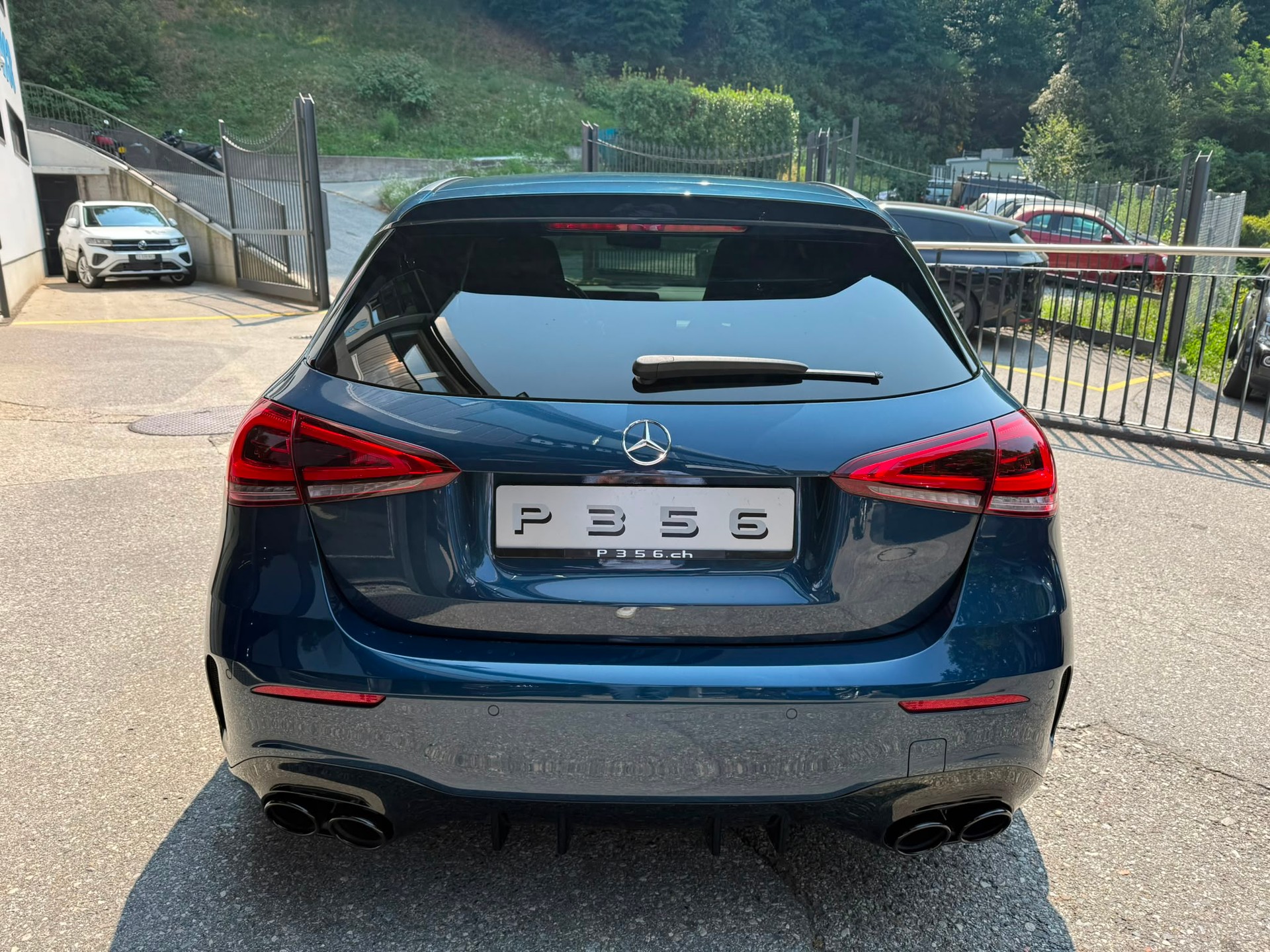 MERCEDES-BENZ A 35 AMG 4Matic Speedshift-image-5