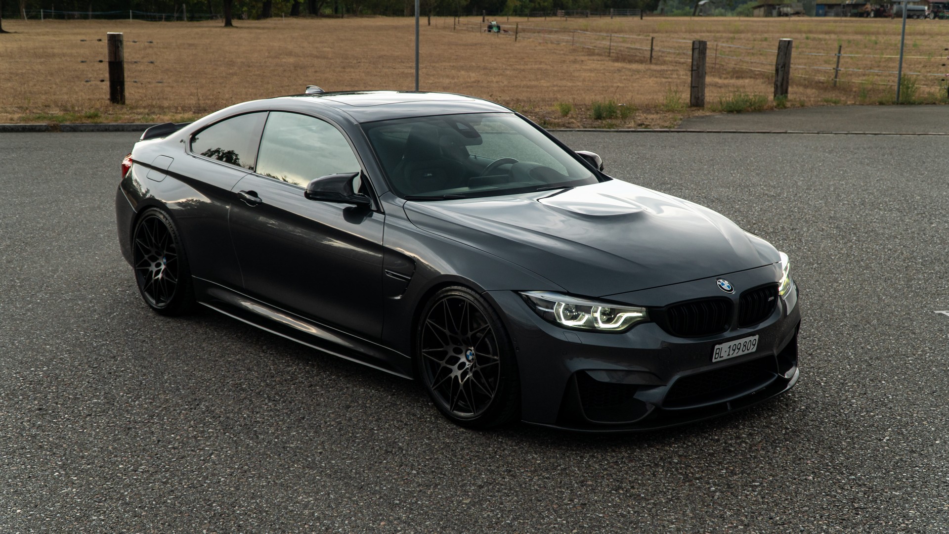 BMW M4 Competition-image-2